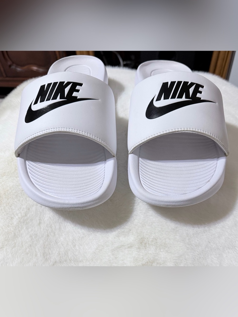 Nike victori one- slide